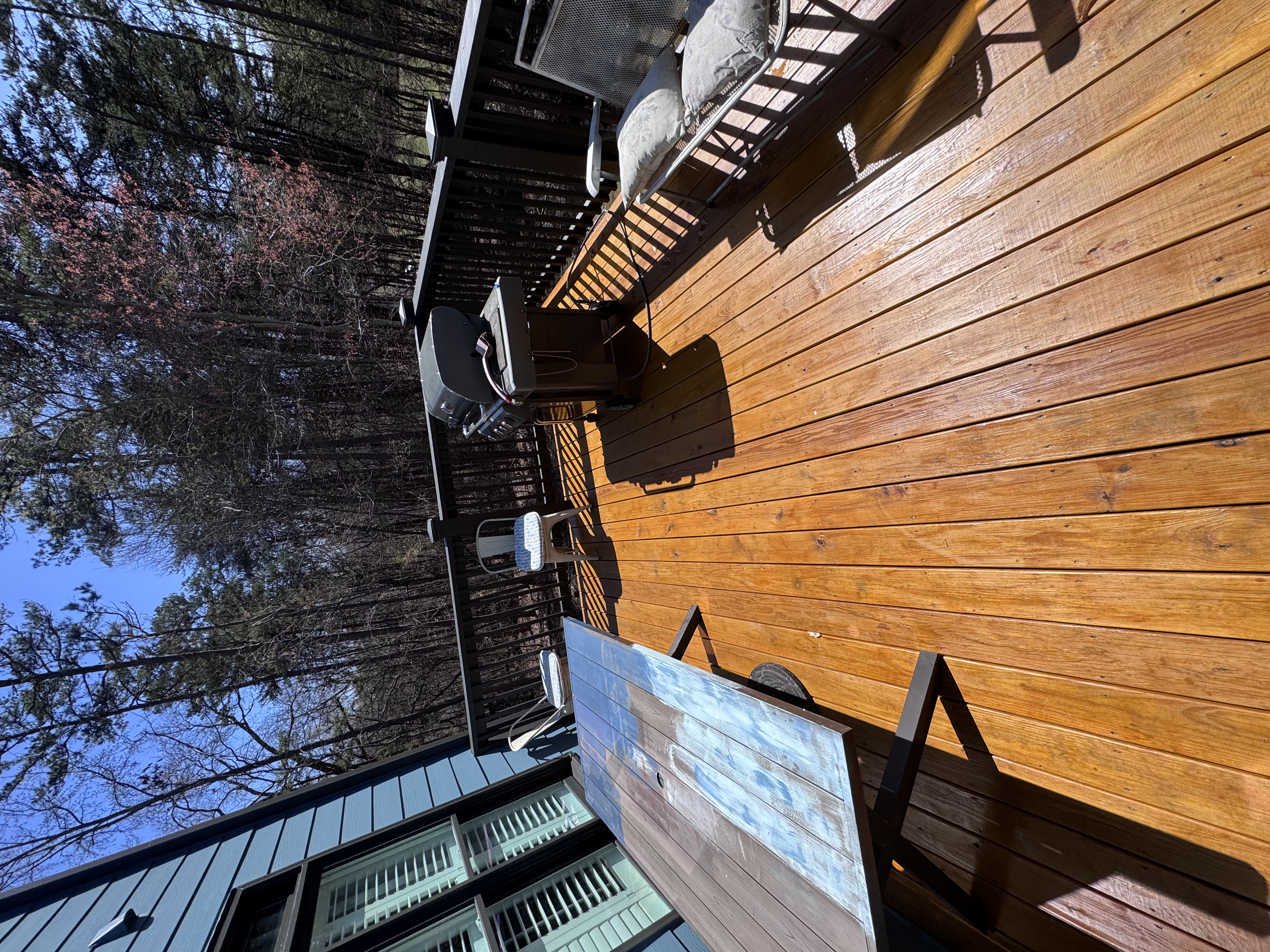 Stained Deck Cummings